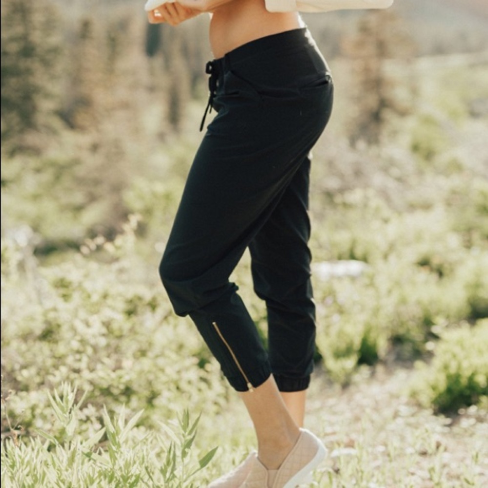 Albion Fit Black Jetsetters Small PETITE